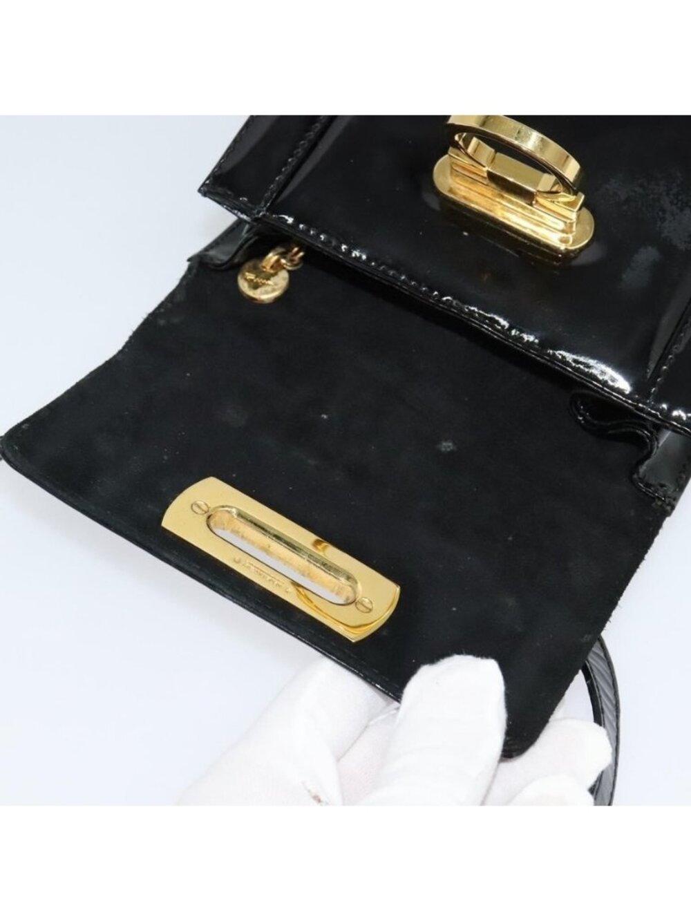Authentic Salvatore Ferragamo Gancini Shoulder Bag Enamel Black Gold - Picture 2 of 16